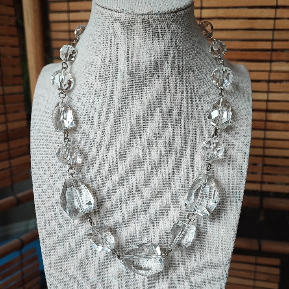 Clear Abstract Faceted Round Bead Glass Silver Tone Chain Vintage Necklace EUC